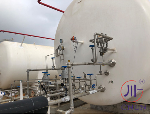 Hoge druk cryogene veiligheidsklep voor LIN LOX LAR LNG tank -196-80 C CF8 CF3 4.0Mpa